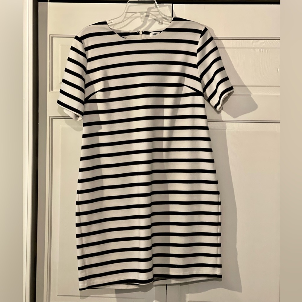 Black and white winter dress